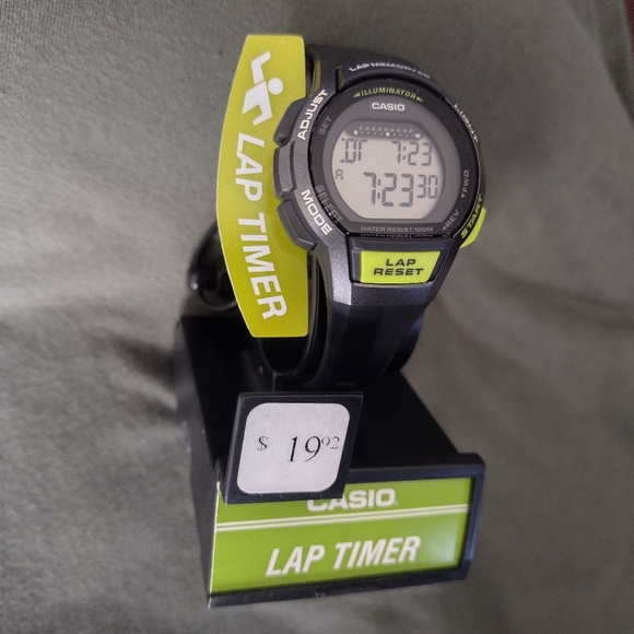 ✨🆕✨Casio Lap Timer Women's Watch - Picture 4 of 5